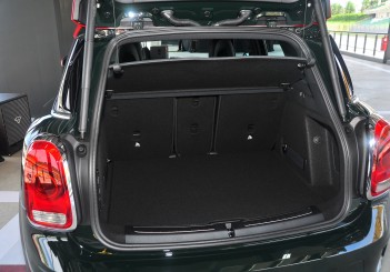 MINI John Cooper Works Countryman - 15
