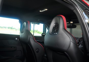 MINI John Cooper Works Countryman - 32