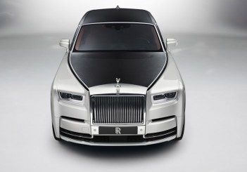 Rolls-Royce unveils its grandest car yet, the Phantom VIII New Phantom Front Face