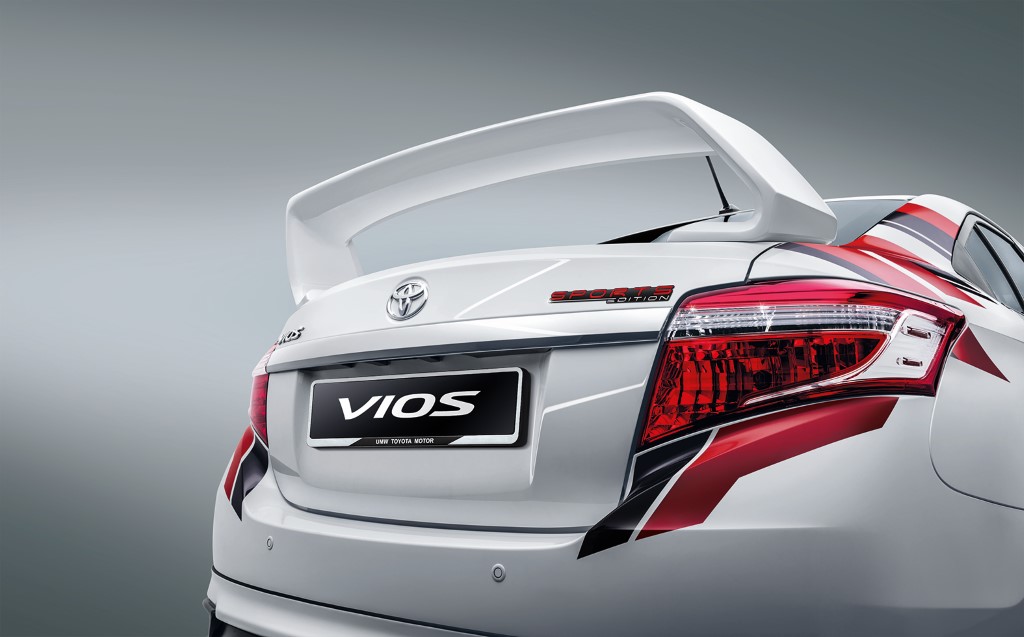 TYT Vios SE Trunk Spoiler_client (Custom)