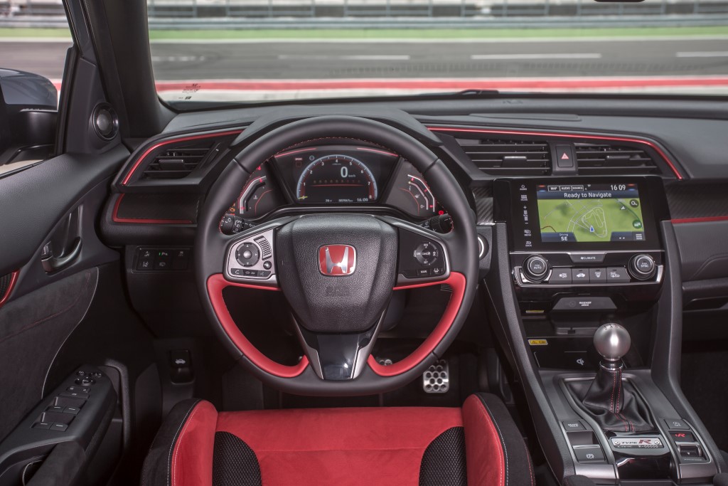 Carsifu 2017 Honda Civic Type R (11)
