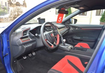 Carsifu 2017 Honda Civic Type R (20)
