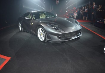 Ferrari 812 Superfast debuts in Malaysia Carsifu 812 Superfast (2)