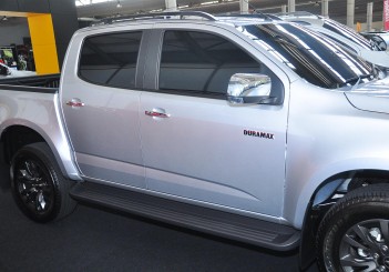 Chevrolet Colorado X - 10