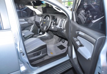 Chevrolet Colorado X - 12