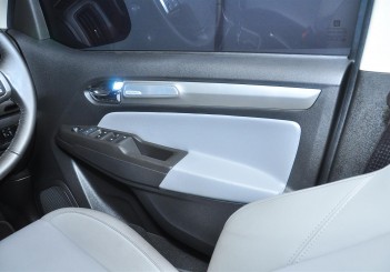 Chevrolet Colorado X-Urban - 43