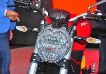 Ducati Monster 797 - 06