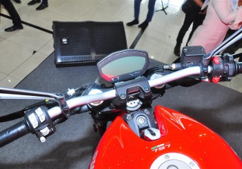 Ducati Monster 797 - 18
