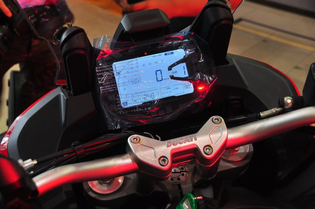 Ducati Multistrada 950 - 17