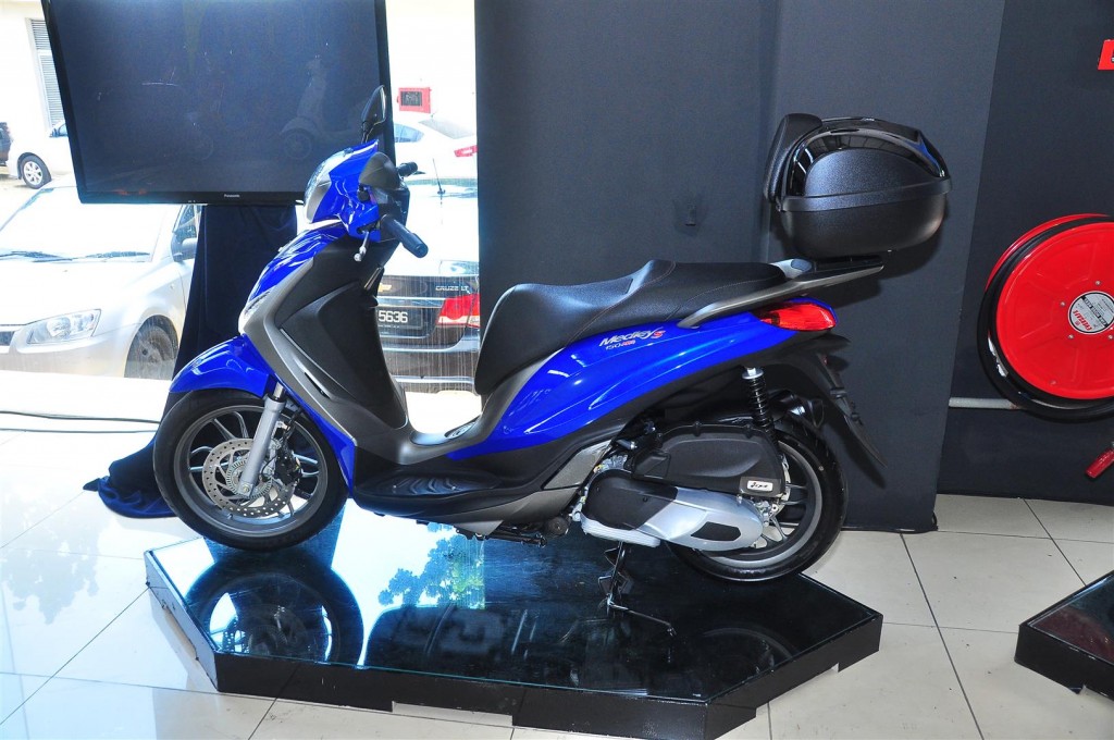 Piaggio Medley 150 ABS - 21