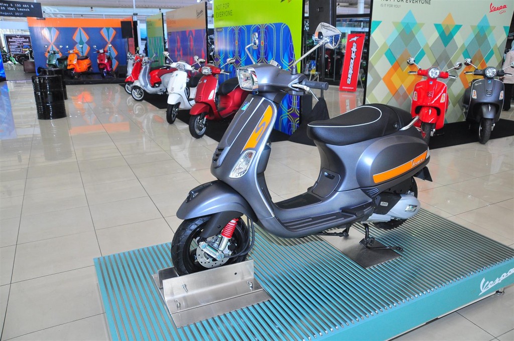 Vespa S125 - 02