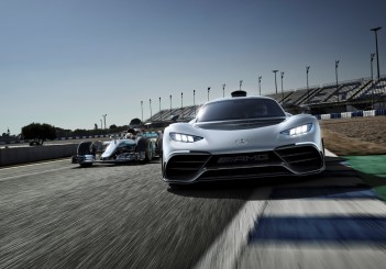 Weltpremiere Showcar Mercedes-AMG Project ONE: Mercedes-AMG bringt Formel 1-Technologie für die Straße