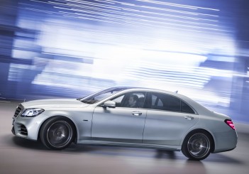 Mercedes-Benz S 560 e - 02