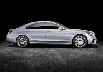 Mercedes-Benz S 560 e - 19