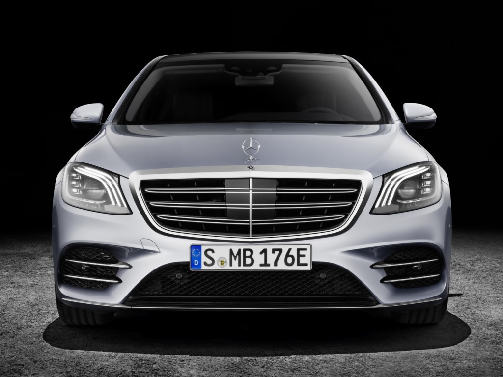 Mercedes-Benz S 560 e - 22