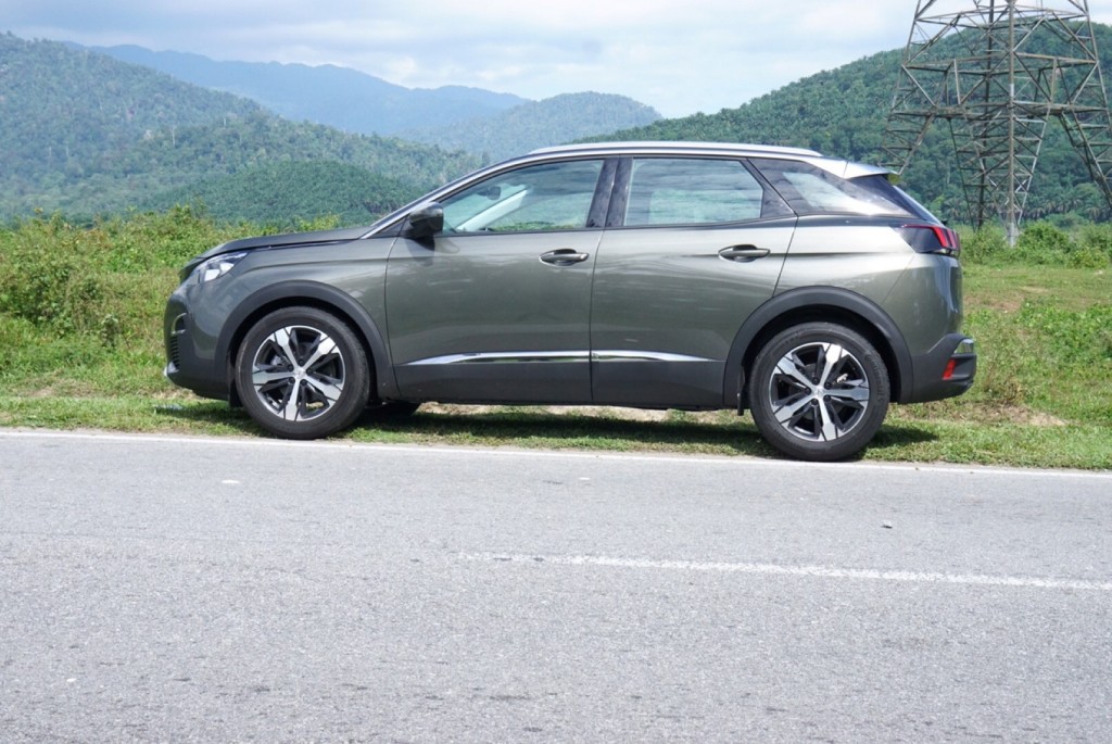 Peugeot 3008 - 02