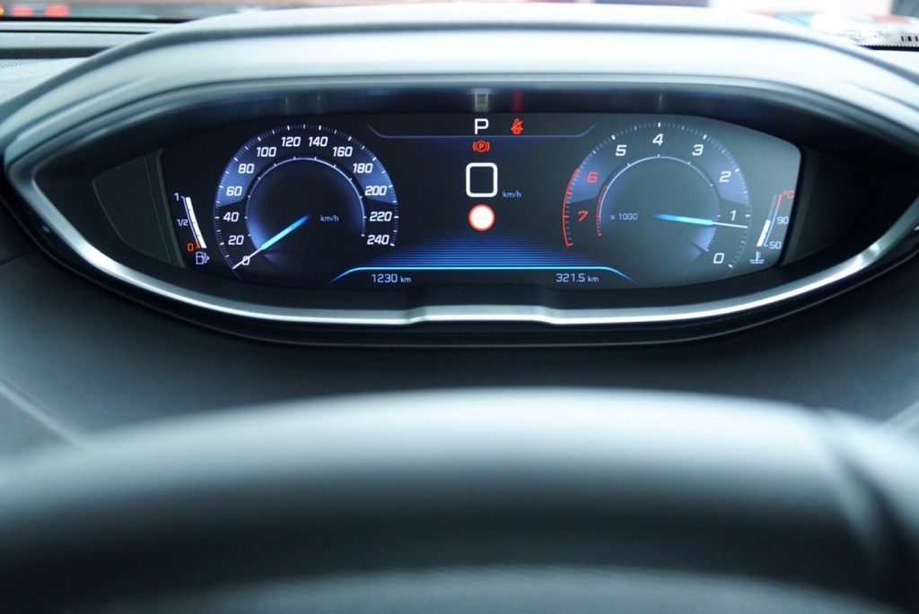 Peugeot 3008 - 12