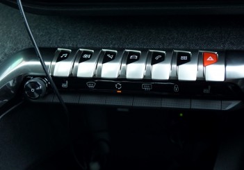 Peugeot 3008 - 25